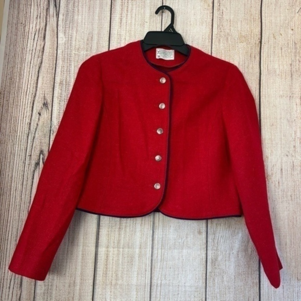 Vintage Pendleton Womens 100% Virgin Wool Red Crop Blazer Jacket size 8